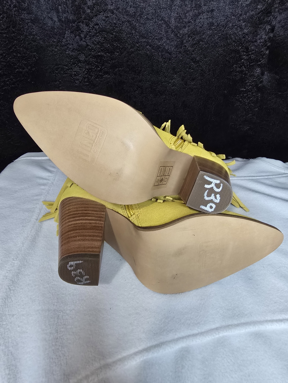NWT Dingo Classy N Sassy Yellow Suede Fringe Western Boots 6.5 Nwob - Picture 5 of 6